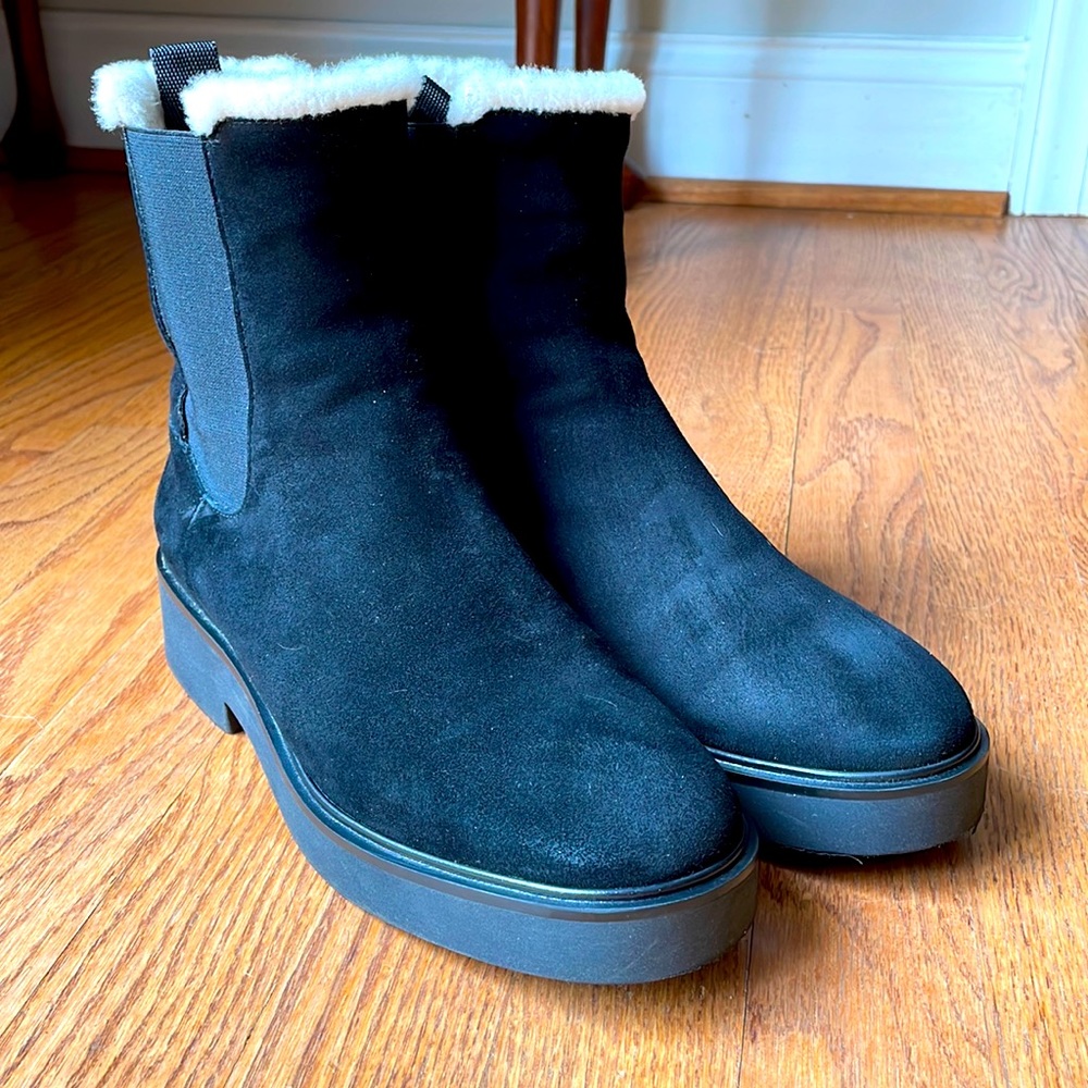 Stuart Weitzman black platform chelsea boots